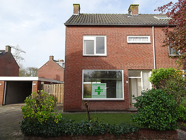 Woning leeghalen koopwoning met garage Bakkerdreef - Voorschoten